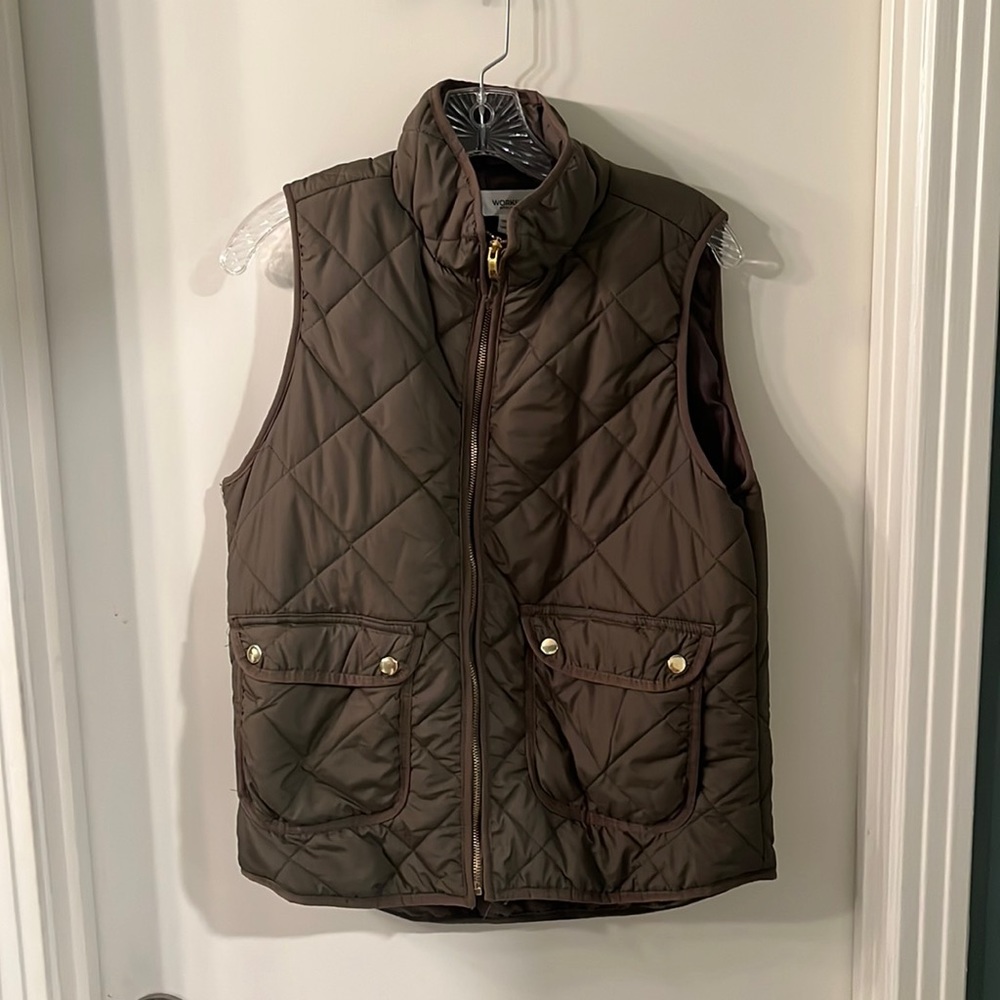 Olive green puffer vest size medium